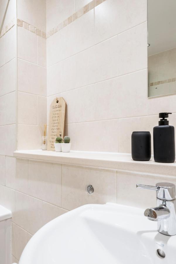 Air Host And Stay - Argyle Apartment Sleeps 4 City Centre ลิเวอร์พูล ภายนอก รูปภาพ